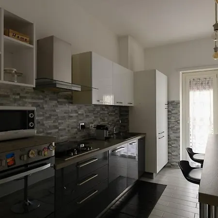 Banksy Inspired - Colli Albani Appartement *